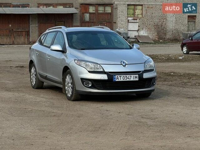 Серый Рено Меган, объемом двигателя 1.5 л и пробегом 242 тыс. км за 6900 $, фото 1 на Automoto.ua
