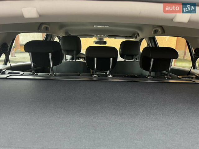 Серый Рено Меган, объемом двигателя 1.5 л и пробегом 210 тыс. км за 8300 $, фото 24 на Automoto.ua