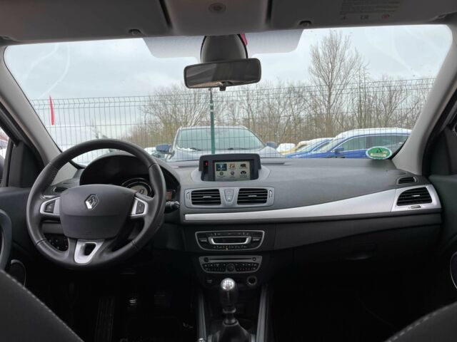 Серый Рено Меган, объемом двигателя 1.5 л и пробегом 271 тыс. км за 7999 $, фото 17 на Automoto.ua