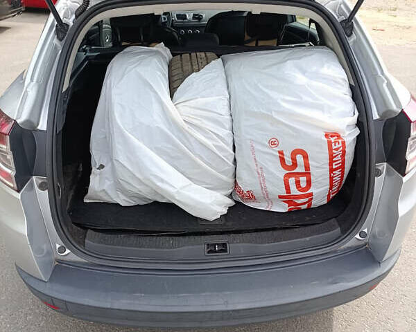 Серый Рено Меган, объемом двигателя 1.46 л и пробегом 230 тыс. км за 6900 $, фото 33 на Automoto.ua