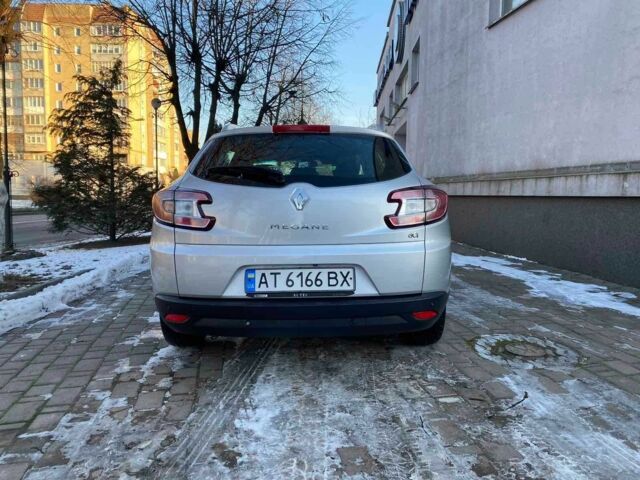 Серый Рено Меган, объемом двигателя 1.5 л и пробегом 240 тыс. км за 7300 $, фото 3 на Automoto.ua