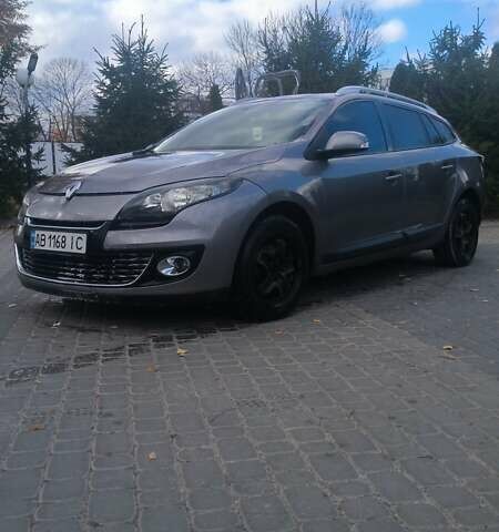 Рено Меган 2012 в Виннице на Automoto.ua Серый Рено Меган, объемом двигателя 1.46 л и пробегом 380 тыс. км за 6700 $, фото 2 на Automoto.ua