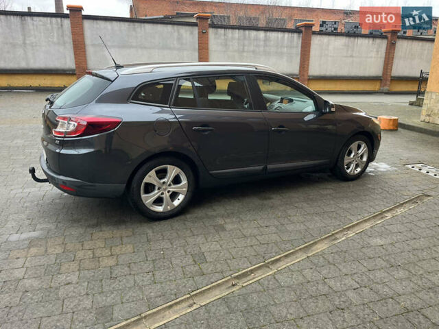 Серый Рено Меган, объемом двигателя 1.5 л и пробегом 210 тыс. км за 8300 $, фото 14 на Automoto.ua