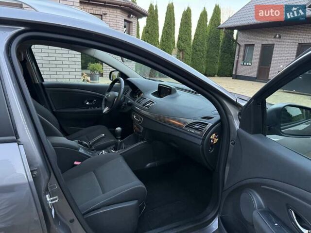 Серый Рено Меган, объемом двигателя 1.5 л и пробегом 270 тыс. км за 7950 $, фото 40 на Automoto.ua