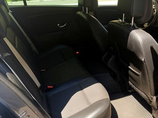 Сірий Рено Меган, об'ємом двигуна 1.5 л та пробігом 280 тис. км за 7300 $, фото 7 на Automoto.ua