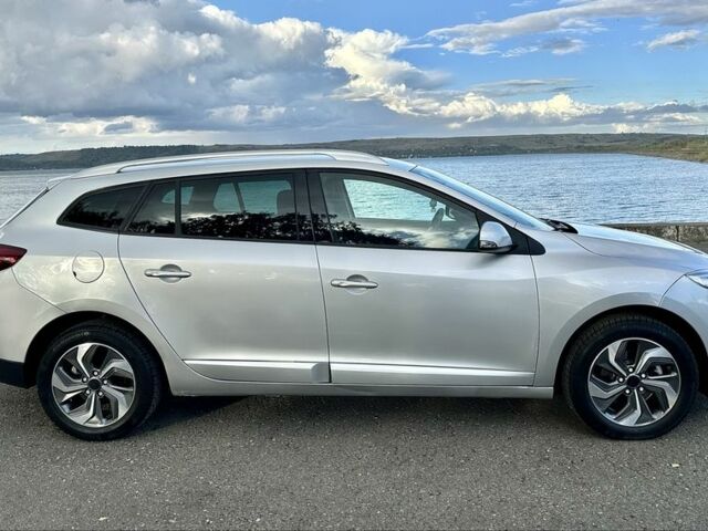 Серый Рено Меган, объемом двигателя 1.6 л и пробегом 277 тыс. км за 7000 $, фото 5 на Automoto.ua