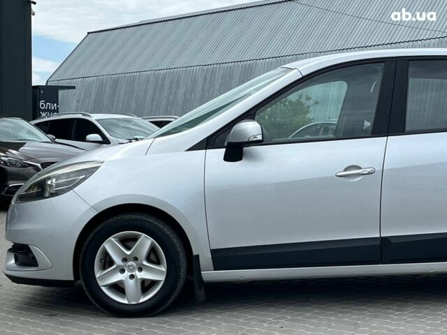 Сірий Рено Меган, об'ємом двигуна 1.5 л та пробігом 275 тис. км за 7990 $, фото 1 на Automoto.ua