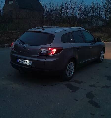 Сірий Рено Меган, об'ємом двигуна 1.2 л та пробігом 199 тис. км за 6499 $, фото 1 на Automoto.ua