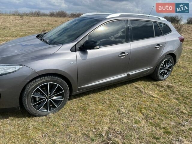 Сірий Рено Меган, об'ємом двигуна 1.5 л та пробігом 215 тис. км за 8800 $, фото 36 на Automoto.ua