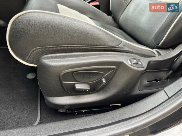 Серый Рено Меган, объемом двигателя 1.5 л и пробегом 278 тыс. км за 8450 $, фото 38 на Automoto.ua