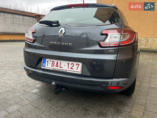 Серый Рено Меган, объемом двигателя 1.5 л и пробегом 210 тыс. км за 8300 $, фото 12 на Automoto.ua