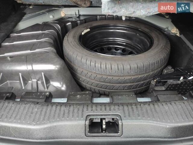 Сірий Рено Меган, об'ємом двигуна 1.5 л та пробігом 271 тис. км за 7450 $, фото 20 на Automoto.ua