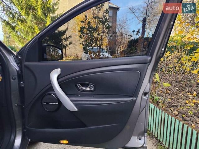 Серый Рено Меган, объемом двигателя 1.5 л и пробегом 201 тыс. км за 8200 $, фото 14 на Automoto.ua