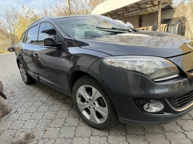Сірий Рено Меган, об'ємом двигуна 1.6 л та пробігом 150 тис. км за 3500 $, фото 1 на Automoto.ua