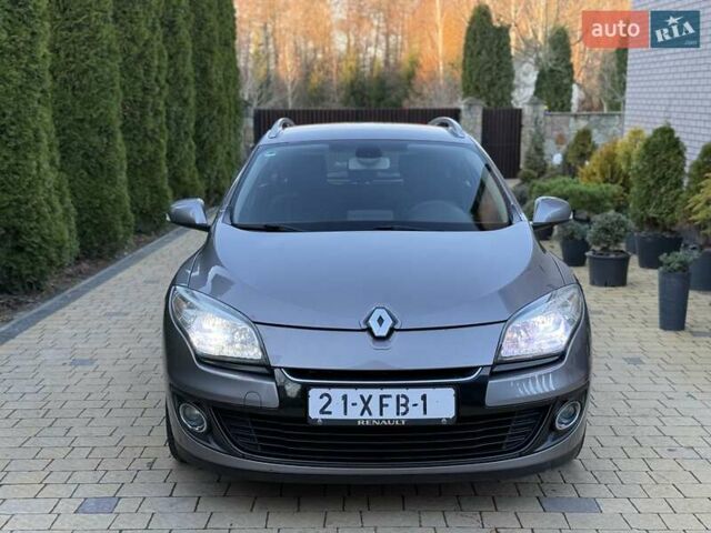 Серый Рено Меган, объемом двигателя 1.5 л и пробегом 270 тыс. км за 7950 $, фото 3 на Automoto.ua