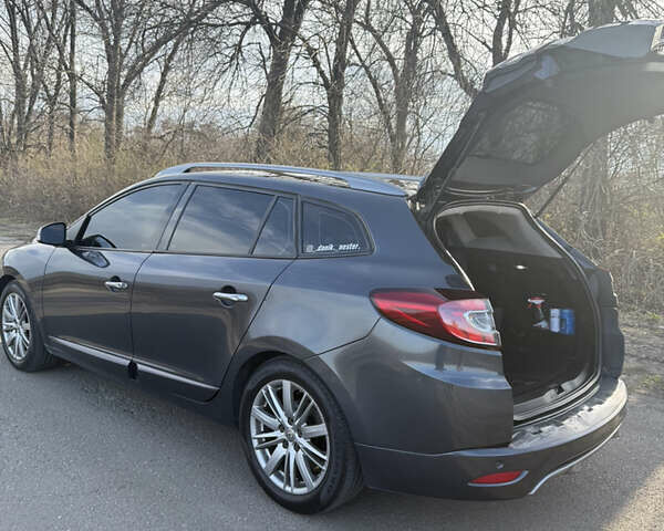 Сірий Рено Меган, об'ємом двигуна 1.5 л та пробігом 304 тис. км за 8000 $, фото 8 на Automoto.ua