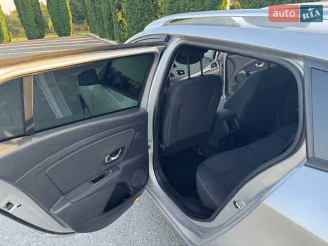 Серый Рено Меган, объемом двигателя 1.46 л и пробегом 240 тыс. км за 7300 $, фото 8 на Automoto.ua