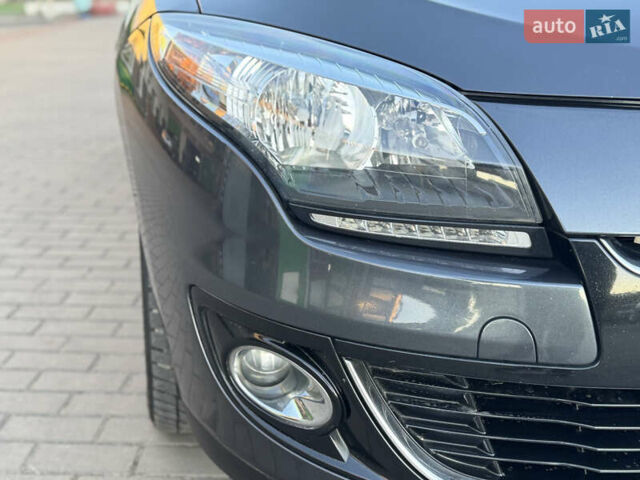 Серый Рено Меган, объемом двигателя 1.5 л и пробегом 211 тыс. км за 8800 $, фото 43 на Automoto.ua