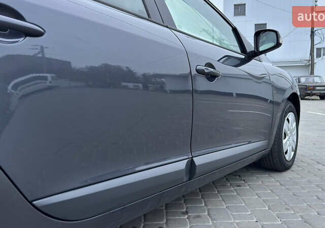 Серый Рено Меган, объемом двигателя 1.46 л и пробегом 183 тыс. км за 8450 $, фото 34 на Automoto.ua