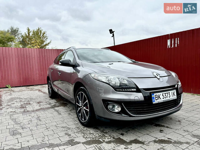 Сірий Рено Меган, об'ємом двигуна 1.5 л та пробігом 287 тис. км за 8300 $, фото 2 на Automoto.ua
