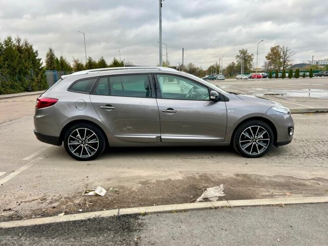 Рено Меган 2012 в Житомире на Automoto.ua Серый Рено Меган, объемом двигателя 1.5 л и пробегом 224 тыс. км за 8300 $, фото 5 на Automoto.ua