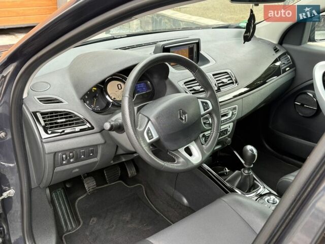 Сірий Рено Меган, об'ємом двигуна 1.5 л та пробігом 207 тис. км за 9200 $, фото 33 на Automoto.ua