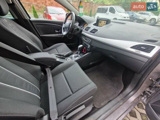 Сірий Рено Меган, об'ємом двигуна 1.5 л та пробігом 234 тис. км за 7700 $, фото 21 на Automoto.ua