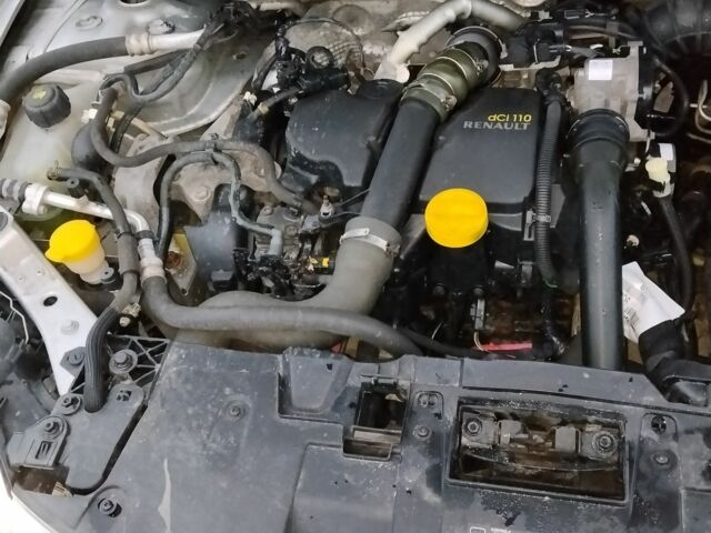 Сірий Рено Меган, об'ємом двигуна 0 л та пробігом 239 тис. км за 7200 $, фото 19 на Automoto.ua