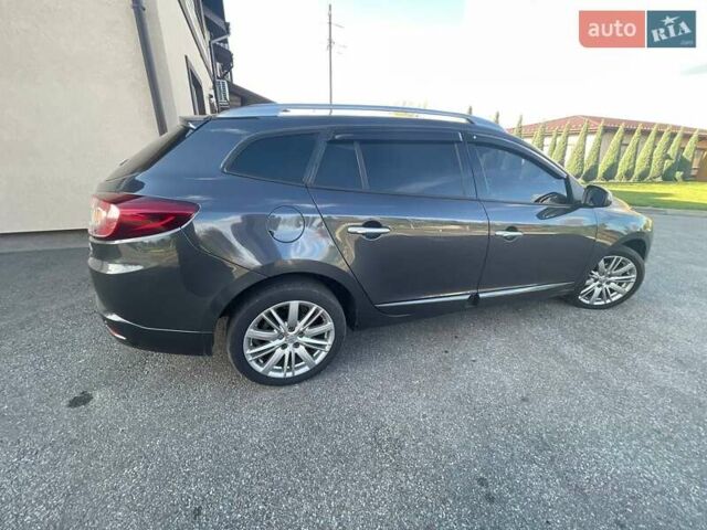 Серый Рено Меган, объемом двигателя 1.46 л и пробегом 217 тыс. км за 8900 $, фото 2 на Automoto.ua