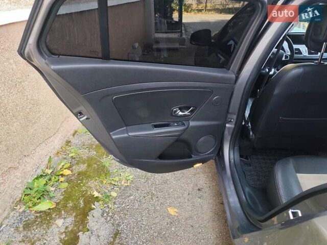 Серый Рено Меган, объемом двигателя 1.5 л и пробегом 201 тыс. км за 8200 $, фото 23 на Automoto.ua