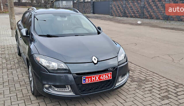 Серый Рено Меган, объемом двигателя 1.5 л и пробегом 225 тыс. км за 8899 $, фото 2 на Automoto.ua