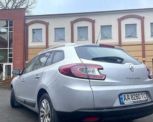 Сірий Рено Меган, об'ємом двигуна 1.5 л та пробігом 298 тис. км за 5700 $, фото 3 на Automoto.ua