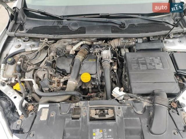 Сірий Рено Меган, об'ємом двигуна 1.46 л та пробігом 241 тис. км за 7800 $, фото 12 на Automoto.ua