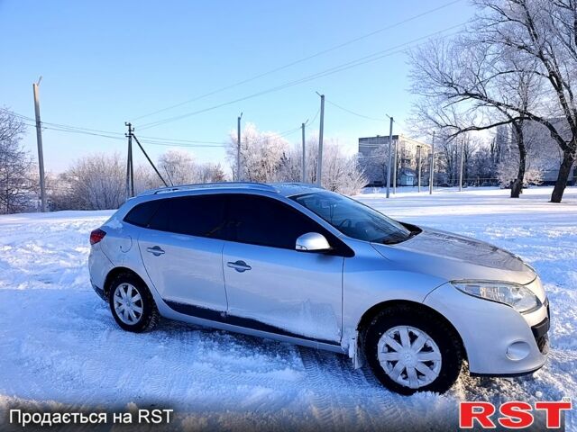 Серый Рено Меган, объемом двигателя 1.6 л и пробегом 20600 тыс. км за 8700 $, фото 6 на Automoto.ua