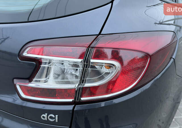 Серый Рено Меган, объемом двигателя 1.46 л и пробегом 183 тыс. км за 8450 $, фото 36 на Automoto.ua