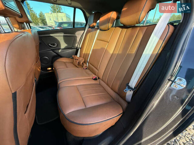 Серый Рено Меган, объемом двигателя 1.5 л и пробегом 235 тыс. км за 8500 $, фото 37 на Automoto.ua