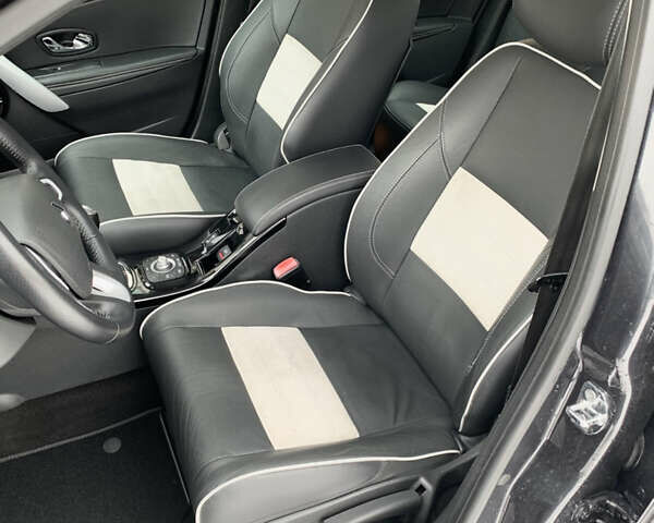 Серый Рено Меган, объемом двигателя 1.5 л и пробегом 237 тыс. км за 8250 $, фото 27 на Automoto.ua