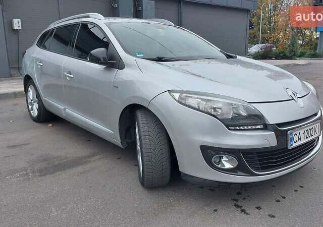 Серый Рено Меган, объемом двигателя 1.46 л и пробегом 300 тыс. км за 7690 $, фото 2 на Automoto.ua