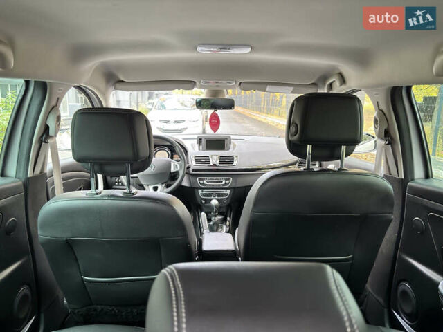 Рено Меган 2012 в Чернигове на Automoto.ua Серый Рено Меган, объемом двигателя 1.5 л и пробегом 218 тыс. км за 8500 $, фото 16 на Automoto.ua