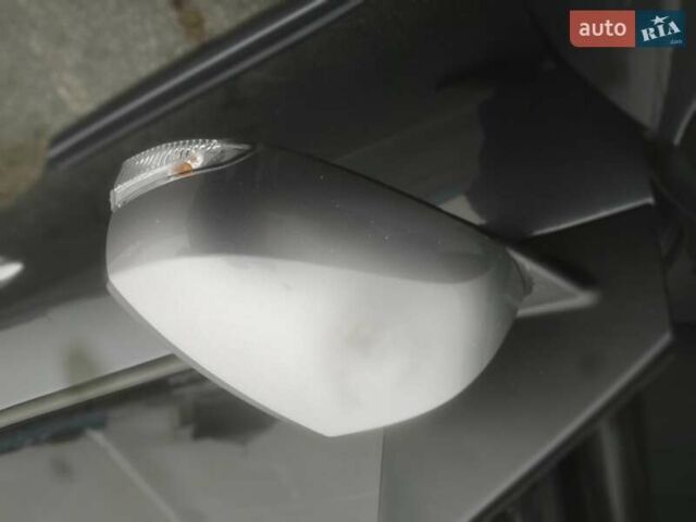 Сірий Рено Меган, об'ємом двигуна 1.46 л та пробігом 214 тис. км за 8800 $, фото 12 на Automoto.ua