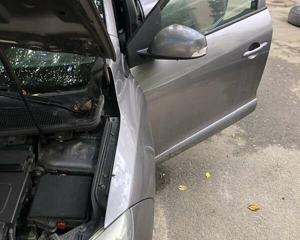 Сірий Рено Меган, об'ємом двигуна 1.46 л та пробігом 250 тис. км за 8200 $, фото 4 на Automoto.ua