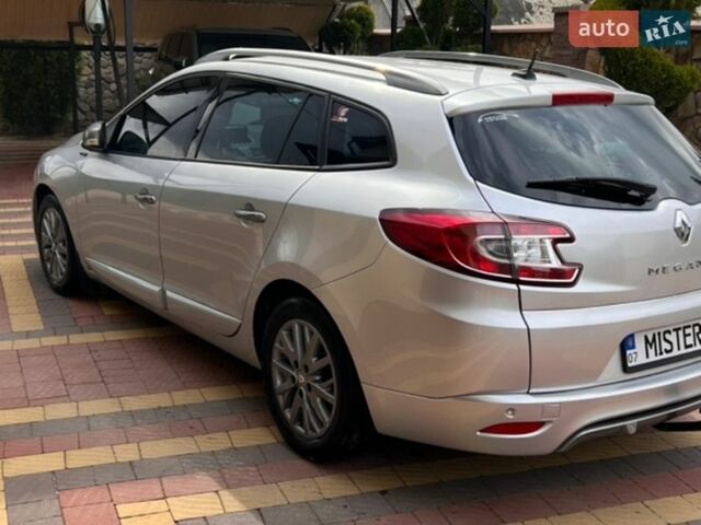 Сірий Рено Меган, об'ємом двигуна 1.46 л та пробігом 318 тис. км за 8000 $, фото 5 на Automoto.ua