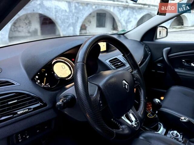 Сірий Рено Меган, об'ємом двигуна 1.6 л та пробігом 230 тис. км за 7700 $, фото 90 на Automoto.ua