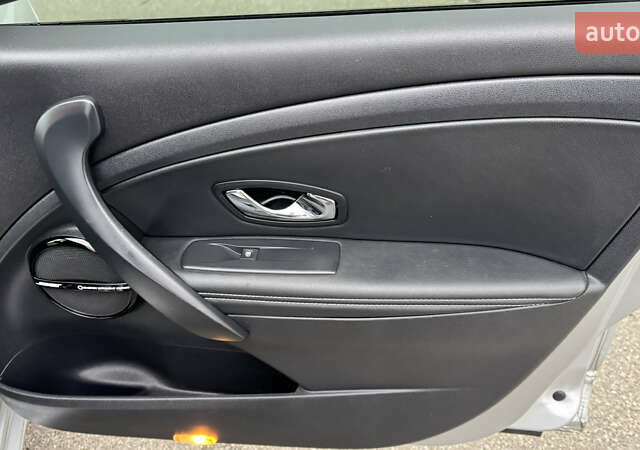 Серый Рено Меган, объемом двигателя 1.5 л и пробегом 184 тыс. км за 9699 $, фото 21 на Automoto.ua