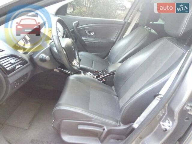 Серый Рено Меган, объемом двигателя 1.5 л и пробегом 344 тыс. км за 7950 $, фото 16 на Automoto.ua