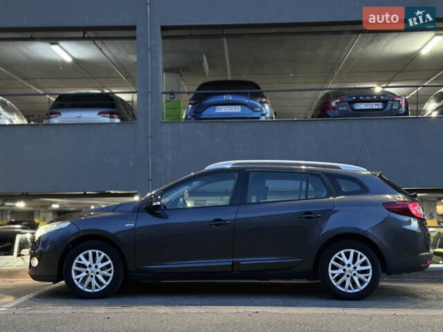 Сірий Рено Меган, об'ємом двигуна 1.46 л та пробігом 241 тис. км за 8800 $, фото 2 на Automoto.ua