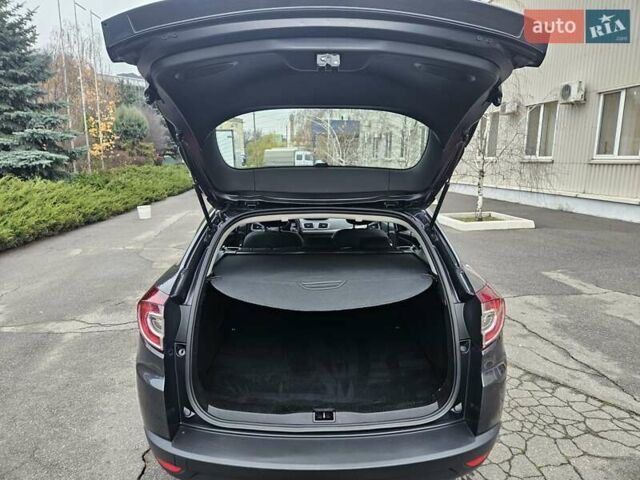 Серый Рено Меган, объемом двигателя 1.6 л и пробегом 173 тыс. км за 7450 $, фото 45 на Automoto.ua