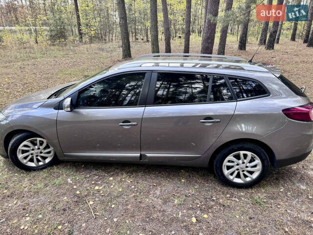 Сірий Рено Меган, об'ємом двигуна 1.46 л та пробігом 254 тис. км за 8900 $, фото 11 на Automoto.ua