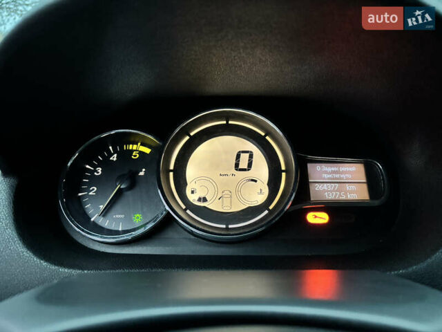 Серый Рено Меган, объемом двигателя 1.5 л и пробегом 264 тыс. км за 7600 $, фото 37 на Automoto.ua