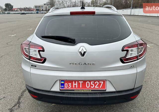 Серый Рено Меган, объемом двигателя 1.5 л и пробегом 184 тыс. км за 9699 $, фото 4 на Automoto.ua